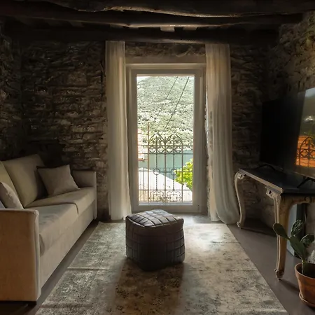 Pietralago, Casa Con Vista Sul